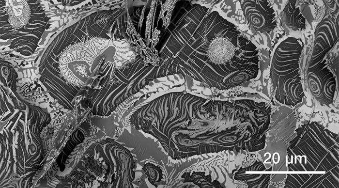 Material contrast from a mix of different metals.