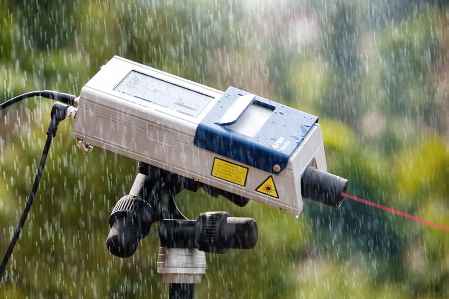 Using the LFA 717 HyperFlash for Light Flash Analysis