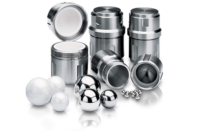 Grinding of basalt in the MM 500 Vario results in better fineness compared to classic Mixer Mills thanks to the increased frequency of 35 Hz instead of 30 Hz (50 mL jar + 12 x 12 mm grinding balls). Image Credit: RETSCH GmbH