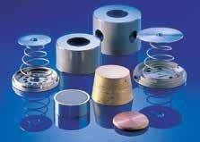 Small and large cassettes can accommodate samples of various sizes.