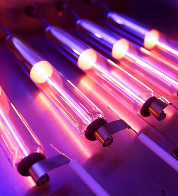 Proprietary long-life lasers are designed and manufactured by Zygo.